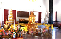 Khao Phra Thaeo and 3 Temples